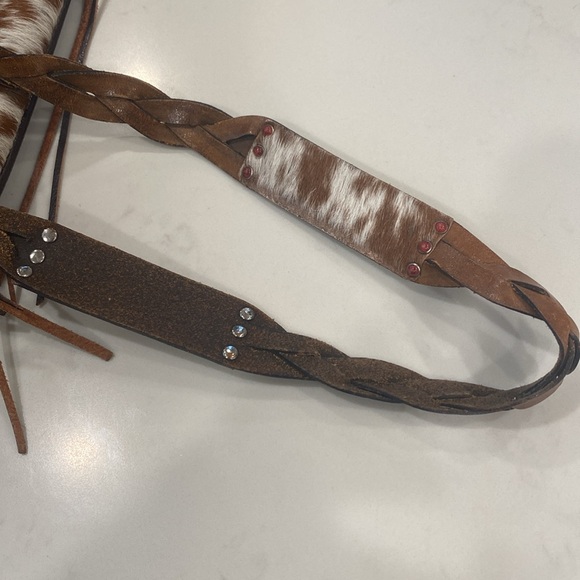 GUC cowhide crossbody - Picture 5 of 11